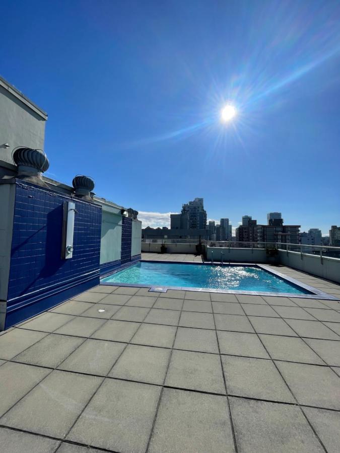 Lovely Condo バンクーバー エクステリア 写真