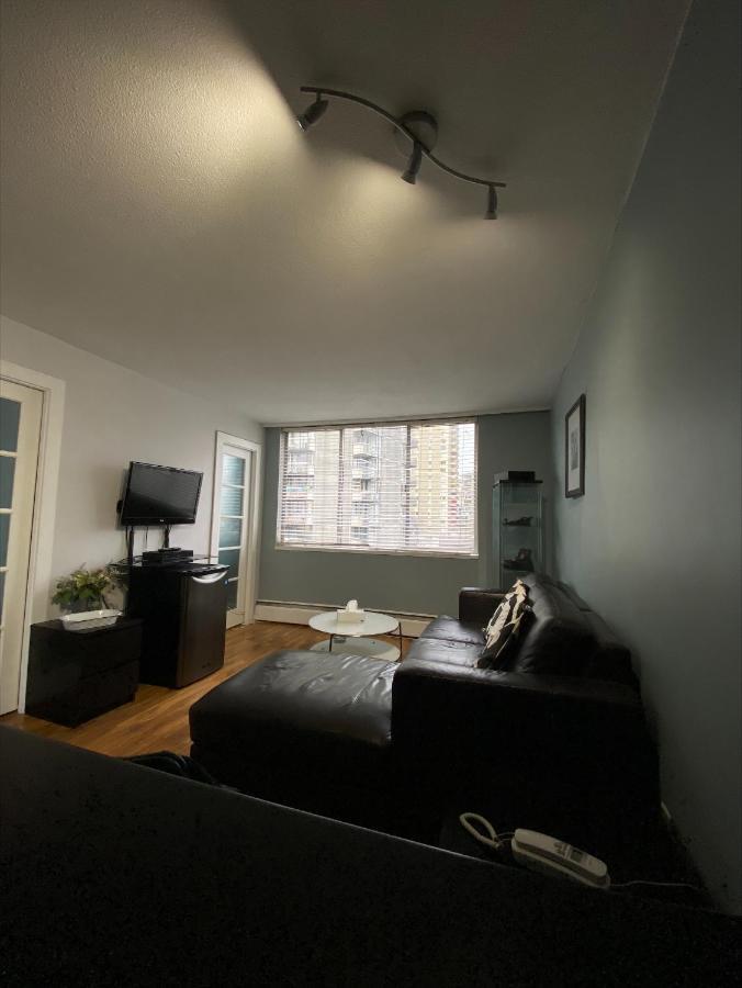 Lovely Condo バンクーバー エクステリア 写真