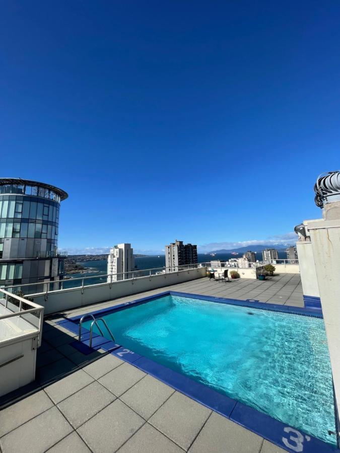 Lovely Condo バンクーバー エクステリア 写真