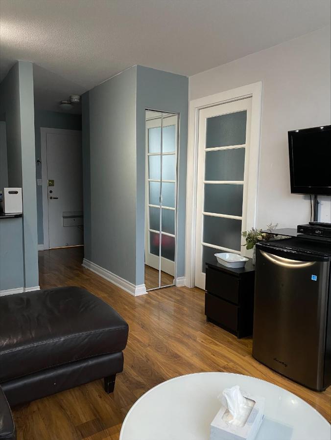 Lovely Condo バンクーバー エクステリア 写真